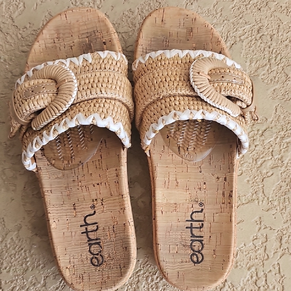 Earth Natural Tan Woven Slide Sandals with White Trim
